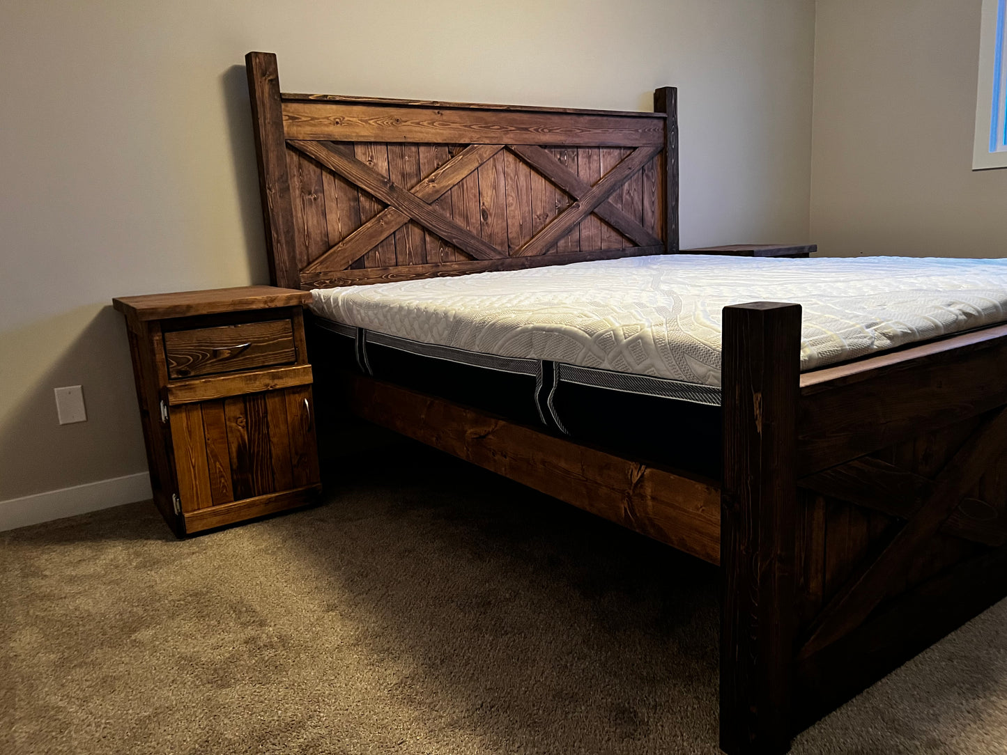 Foundation Series Heritage “X” Poster Bed frame
