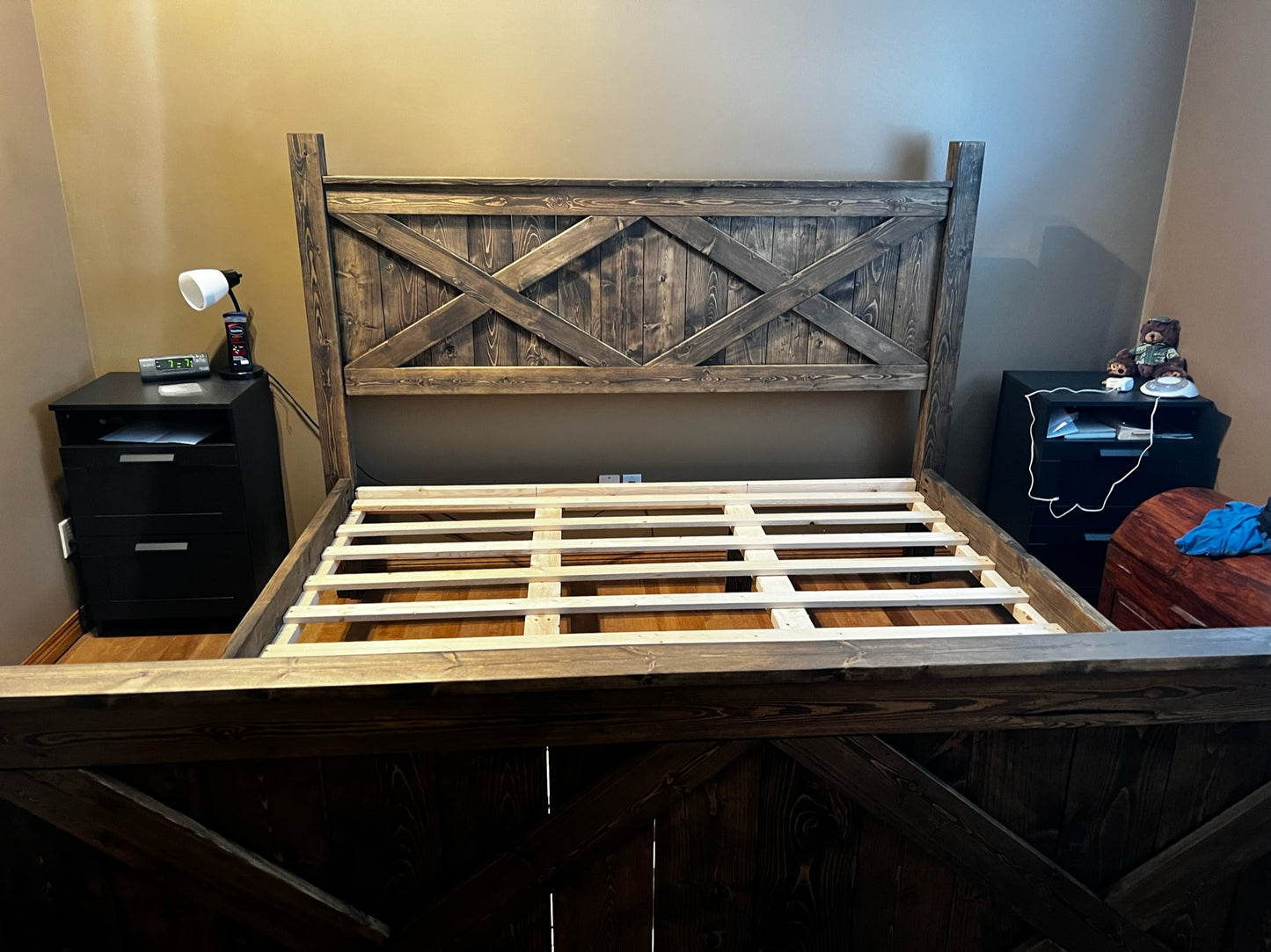 Custom Heritage “X” Poster Bed frame